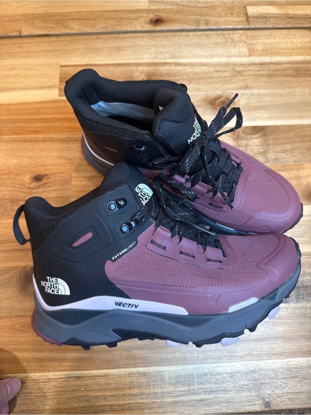 The North Face Women's Vectiv Mid Hiking Boots in Plum